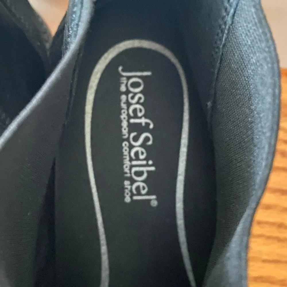 Josef Seibel Black Leather and Suede Chelsea Boots SZ 45 (11-11.5 US)